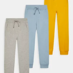 Friboo Niños 3 PACK BASIC BOYS SWEATPANTS - Pantalones Deportivos - Grey, Ochre, Blue